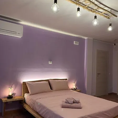 فندق مبيت وإفطار Il Bosco Incantato بورغو سان دالمازو