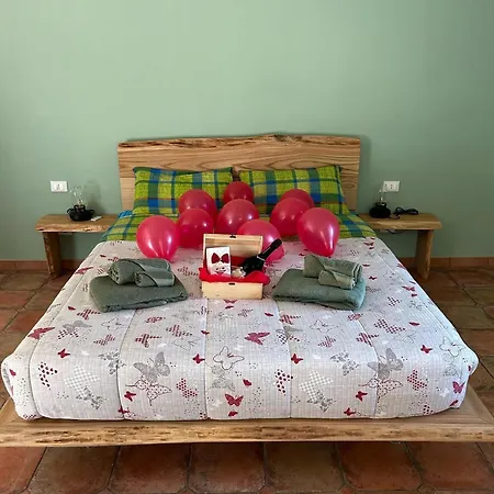 فندق مبيت وإفطار Il Bosco Incantato 3*